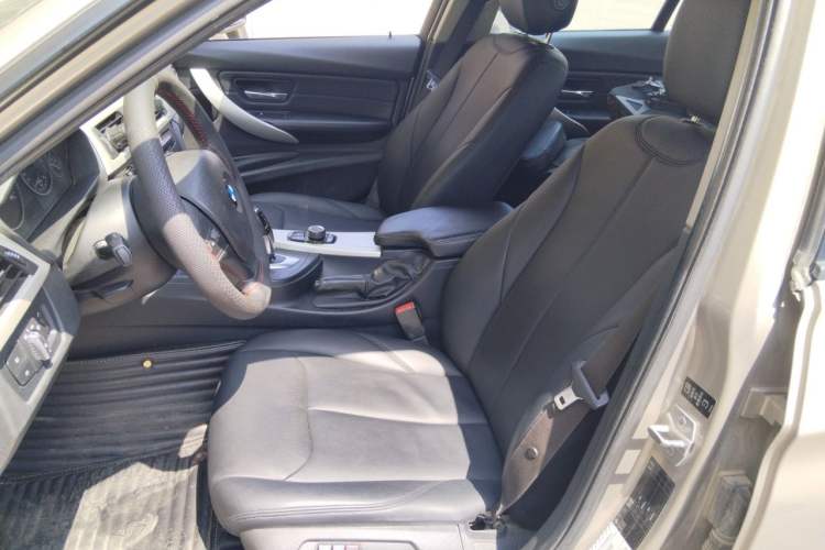 Used BMW 3 Series 2013 320i Sport Edition Left Front Seat