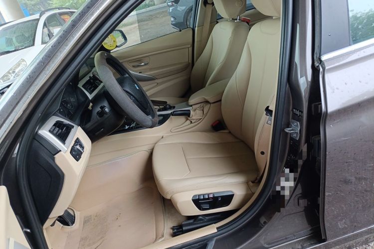 Used BMW 3 Series 2013 320Li Fashion Model Left Front Seat