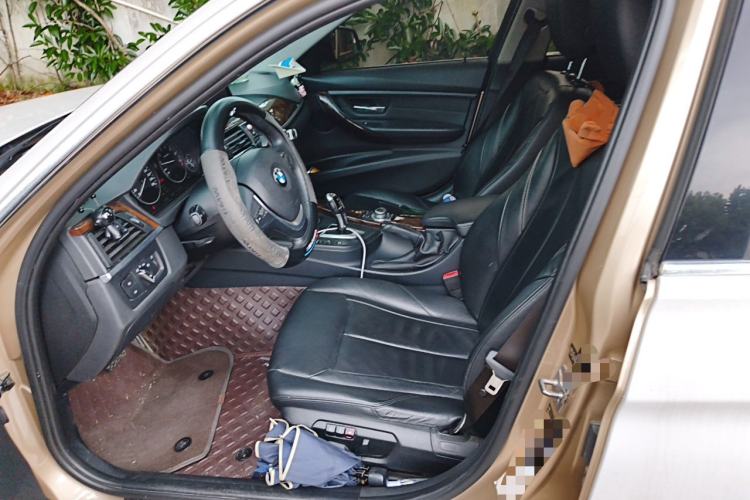 Used BMW 3 Series 2013 320Li Luxury Design Package Left Front Seat