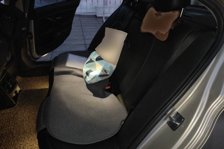 Used BMW 3 Series 2013 328Li Luxury Design Package Left Rear Seat