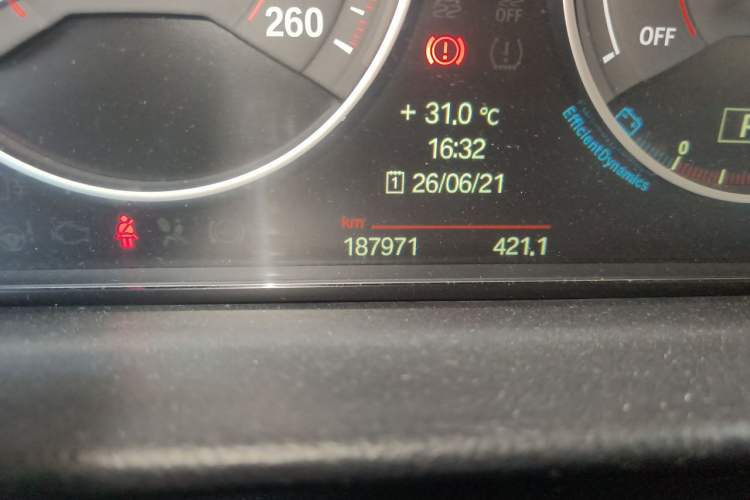 Used BMW 3 Series 2013 Restyled 320i Sport Design Package Odometer Close Up