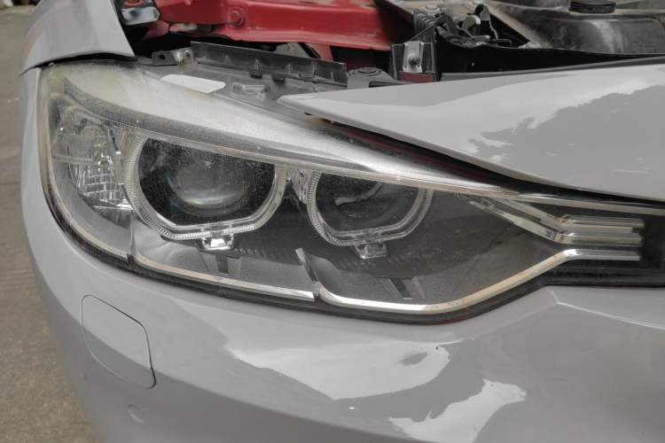 Used BMW 3 Series 2013 320Li Fashion Model Right Front Headlight