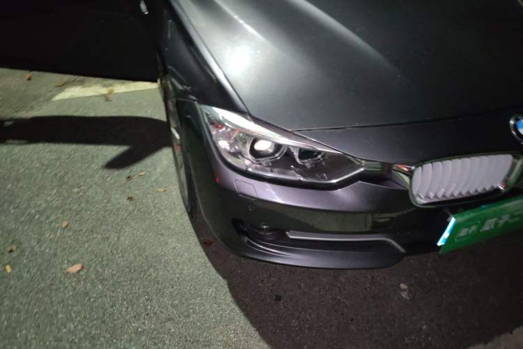 Used BMW 3 Series 2013 320Li Fashion Design Package Right Front Headlight