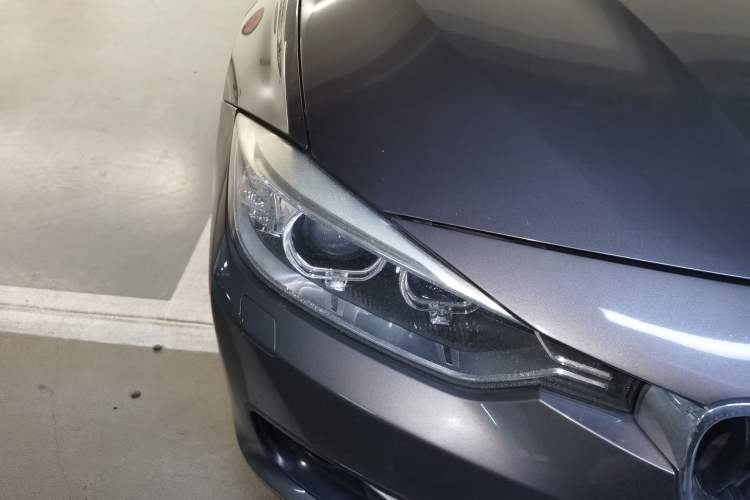 Used BMW 3 Series 2013 320i Sport Design Package Right Front Headlight