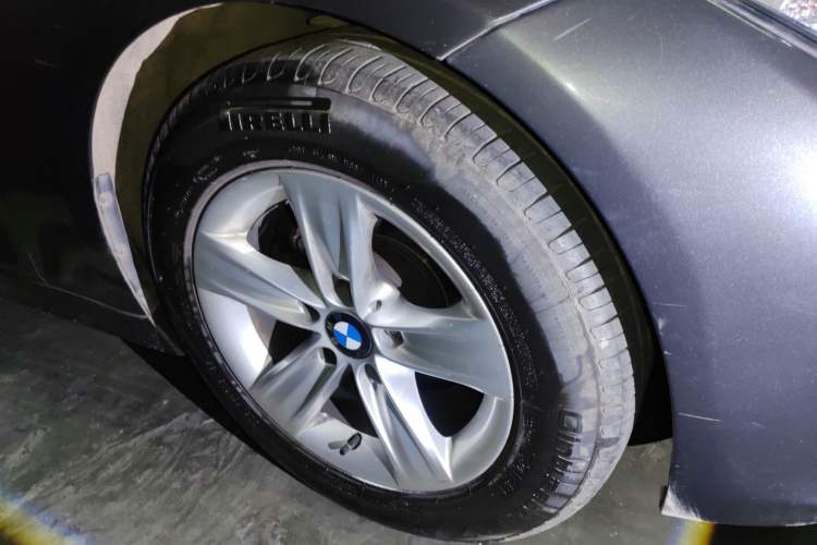 Used BMW 3 Series 2013 320i Sport Edition Right Front Wheel Hub