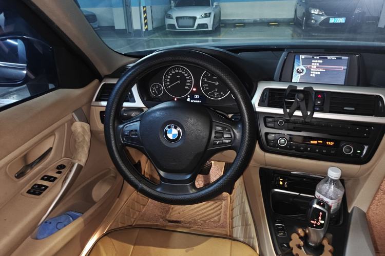 Used BMW 3 Series 2013 320Li Fashion Model Steering Wheel