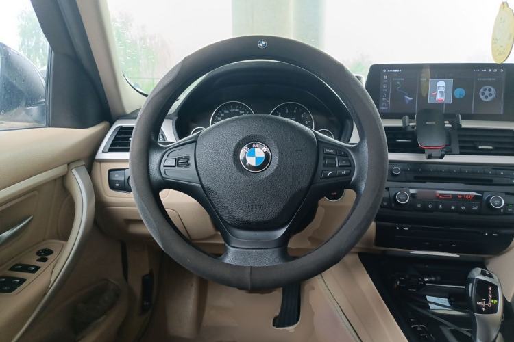 Used BMW 3 Series 2013 320Li Fashion Model Steering Wheel