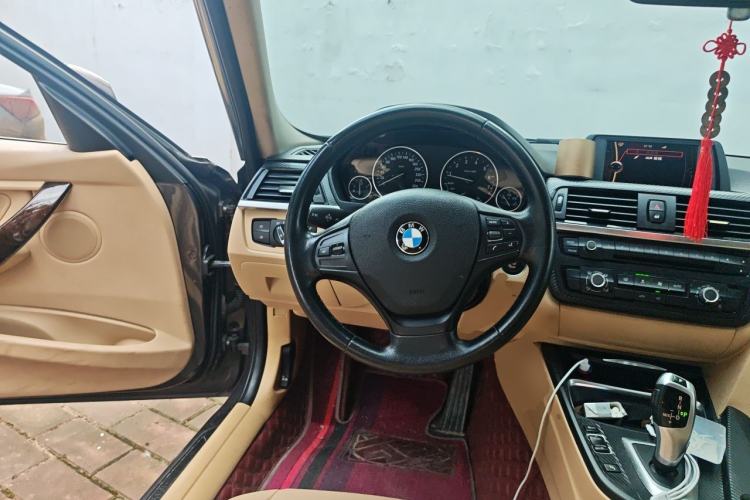 Used BMW 3 Series 2013 320Li Fashion Model Steering Wheel