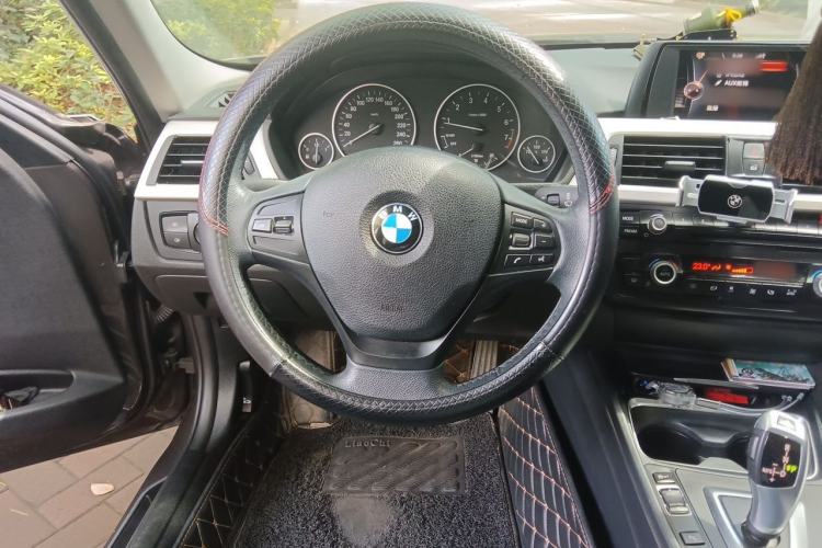Used BMW 3 Series 2013 320Li Fashion Model Steering Wheel