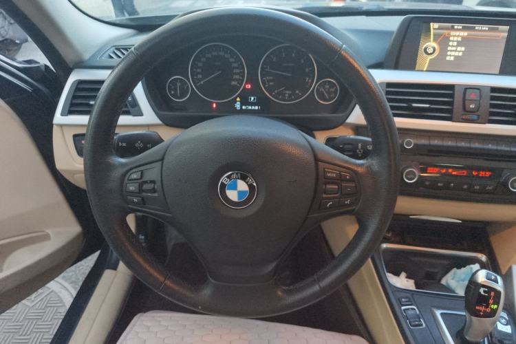 Used BMW 3 Series 2013 320i Sport Edition Steering Wheel