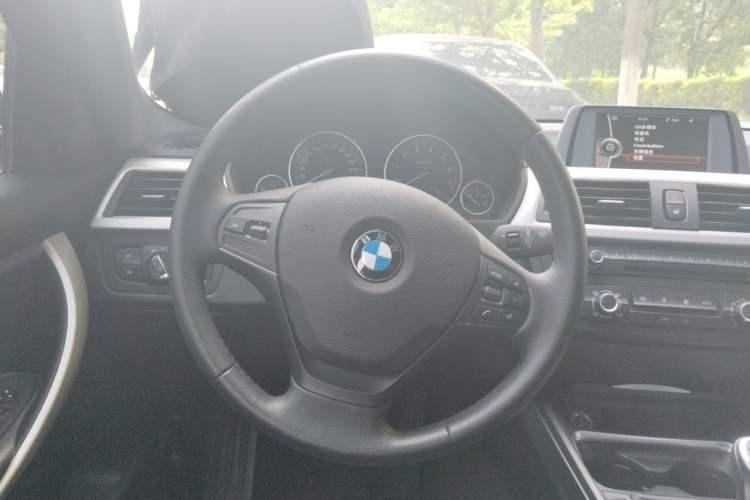 Used BMW 3 Series 2013 320Li Manual Model Steering Wheel