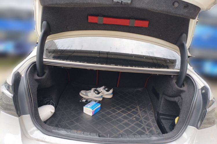 Used BMW 3 Series 2013 320Li Fashion Model Trunk