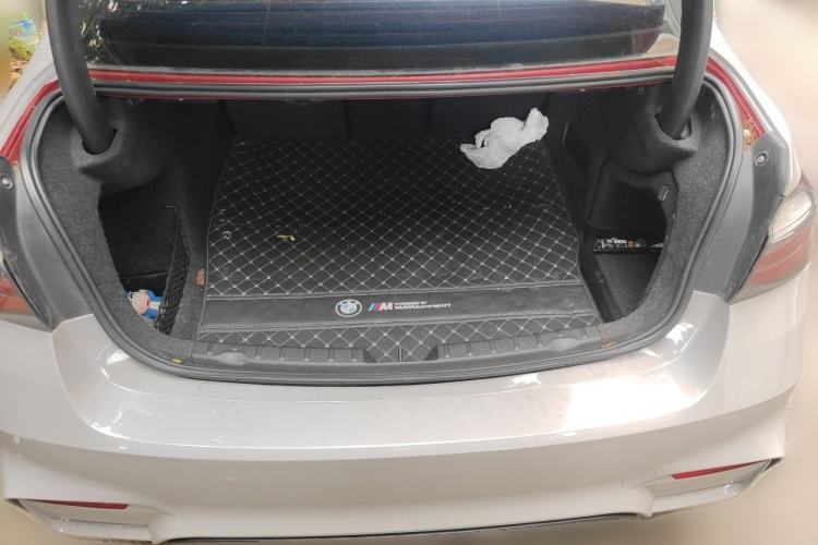 Used BMW 3 Series 2013 320Li Fashion Model Trunk
