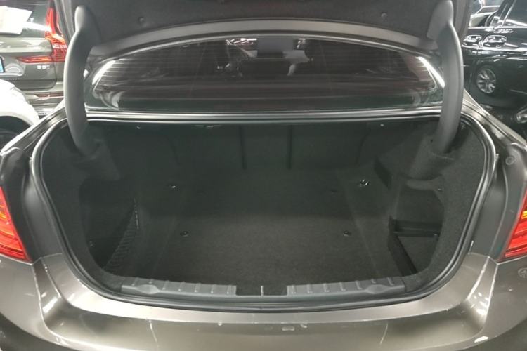 Used BMW 3 Series 2013 335Li Sport Design Package Trunk