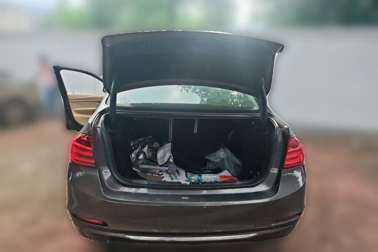 Used BMW 3 Series 2013 320Li Fashion Model Trunk