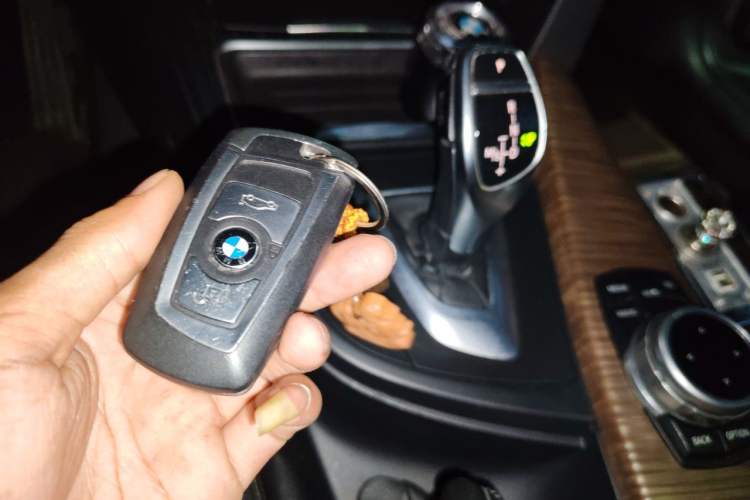 Used BMW 3 Series 2013 320Li Fashion Design Package Vehicle Key
