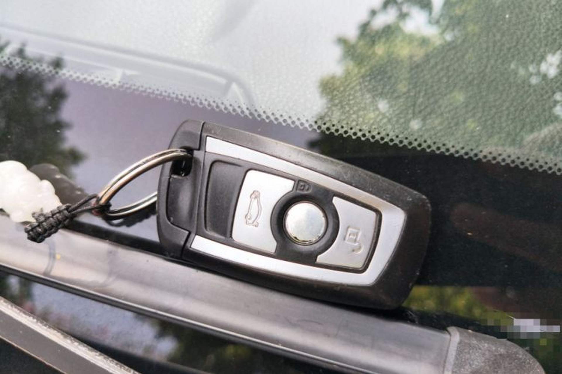 Used BMW 3 Series 2013 Facelifted 320Li Luxury Design Package Vehicle Key