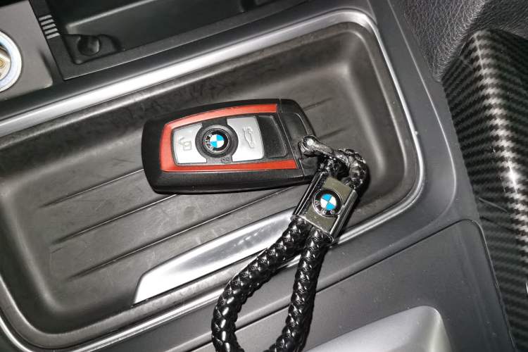Used BMW 3 Series 2013 320i Sport Design Package Vehicle Key