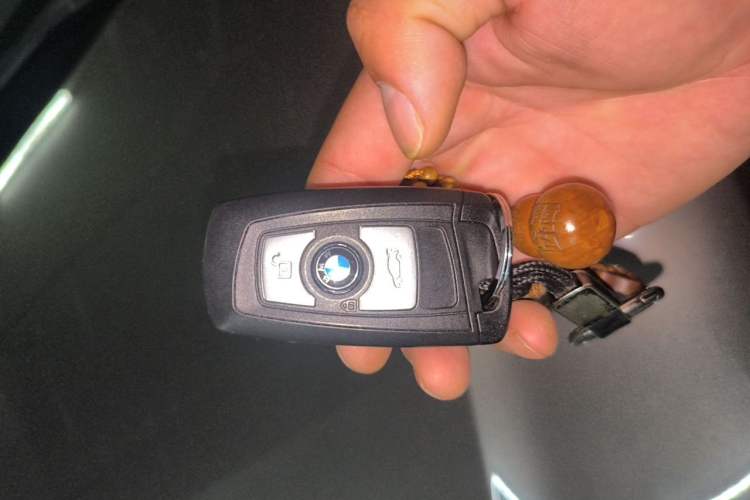 Used BMW 3 Series 2013 320i Sport Edition Vehicle Key