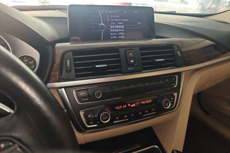 Used BMW 3 Series 2013 328Li Luxury Design Package Audio And AC Panel