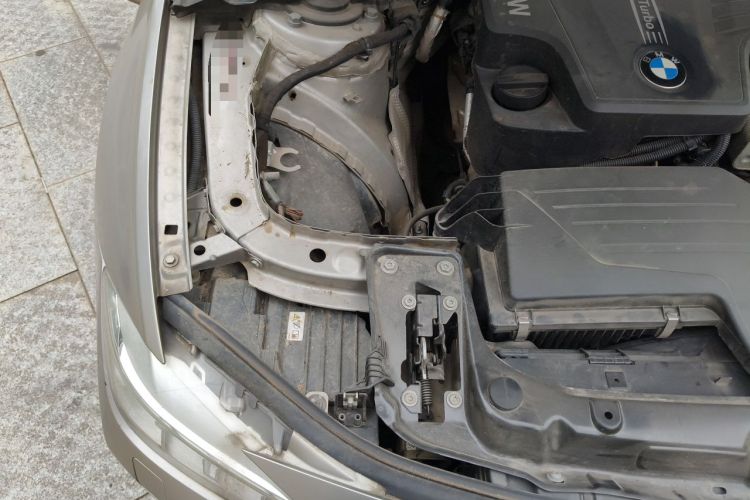 Used BMW 3 Series 2013 320Li Fashion Model Engine Bay Right