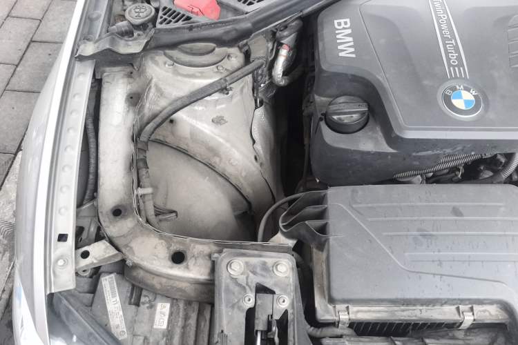 Used BMW 3 Series 2013 328Li Luxury Design Package Engine Bay Right