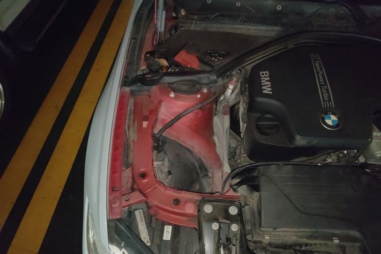 Used BMW 3 Series 2013 320Li Fashion Model Engine Bay Right
