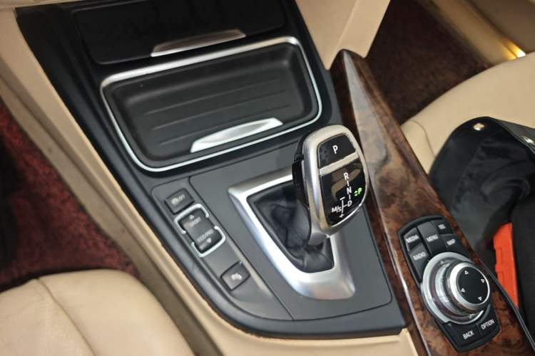 Used BMW 3 Series 2013 328Li Luxury Design Package Gear Lever