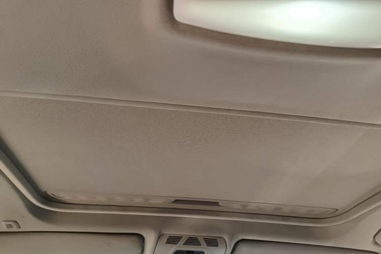 Used BMW 3 Series 2013 320i Sport Design Package Headliner