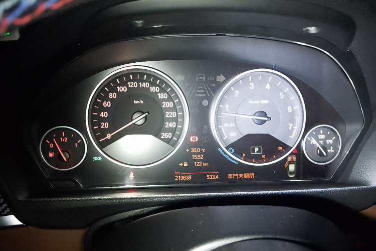Used BMW 3 Series 2013 320Li Luxury Design Package Instrument Cluster