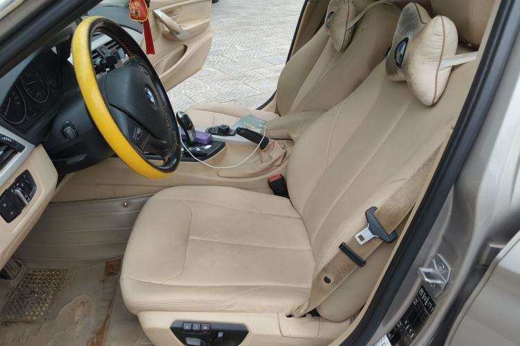 Used BMW 3 Series 2013 320Li Fashion Model Left Front Seat