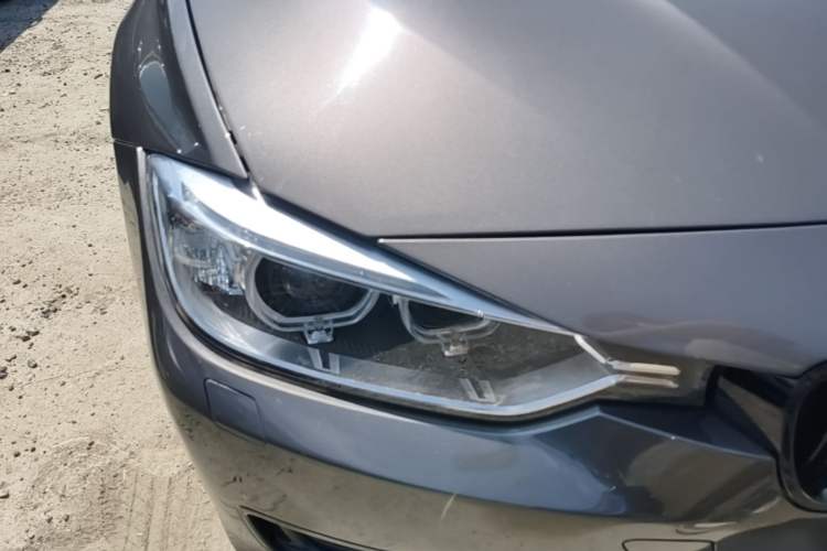 Used BMW 3 Series 2013 320i Sport Design Package Right Front Headlight
