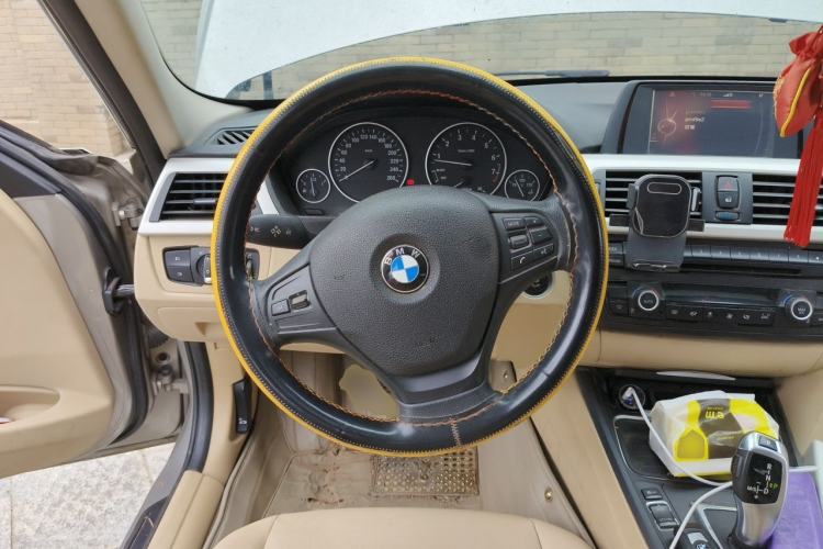 Used BMW 3 Series 2013 320Li Fashion Model Steering Wheel