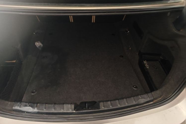 Used BMW 3 Series 2013 328Li Luxury Design Package Trunk