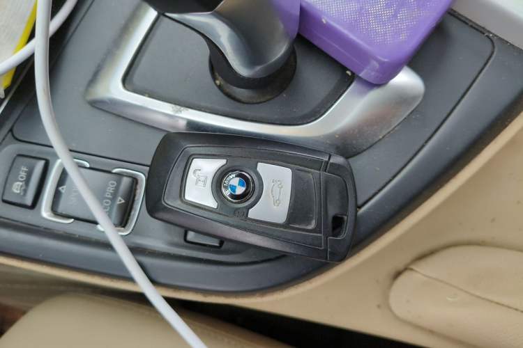 Used BMW 3 Series 2013 320Li Fashion Model Vehicle Key