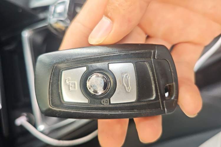 Used BMW 3 Series 2013 320Li Fashion Model Vehicle Key