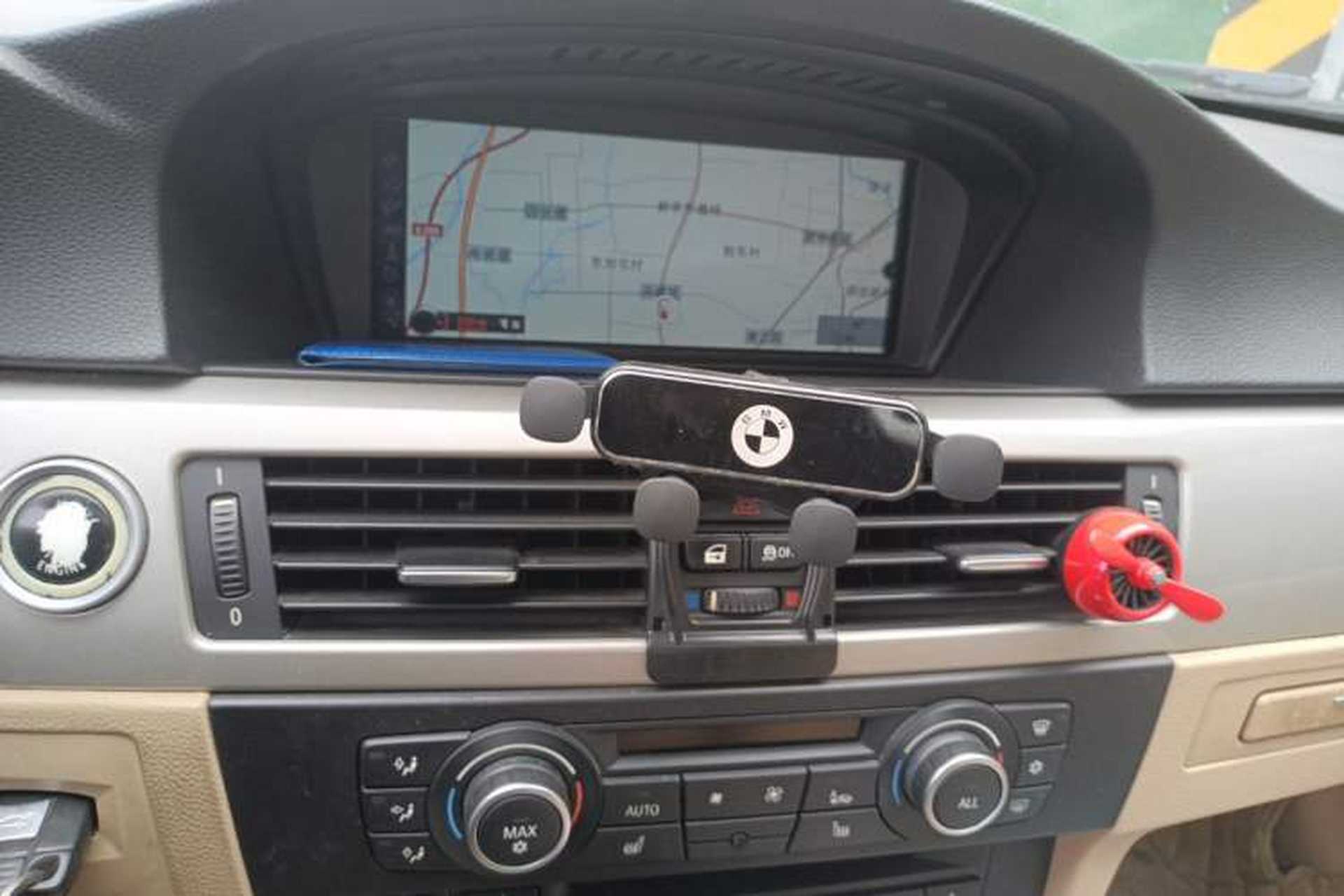 Used BMW 3 Series 2013 320i Active Edition Audio And AC Panel