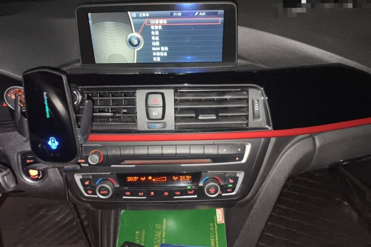 Used BMW 3 Series 2013 320i Sport Edition Audio And AC Panel