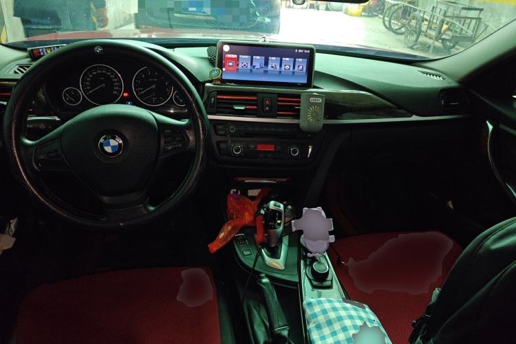Used BMW 3 Series 2013 320Li Fashion Model Center Console