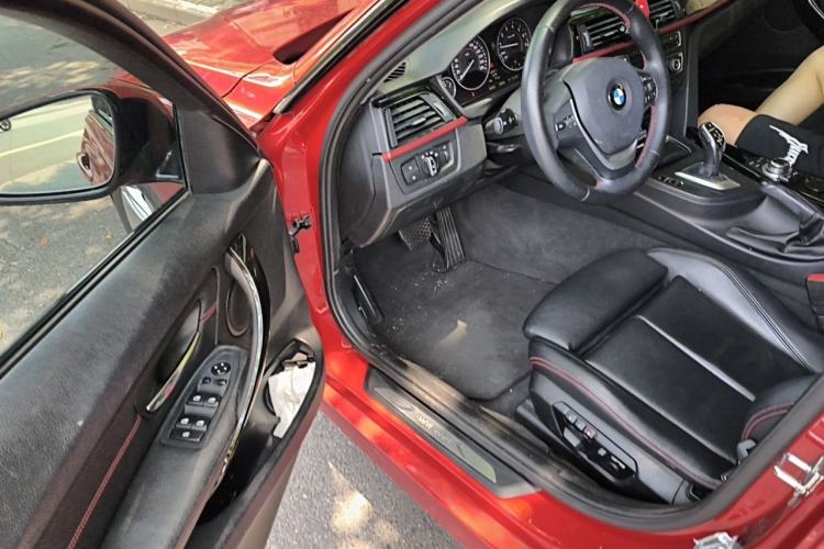 Used BMW 3 Series 2013 320i Sport Design Package Driver Seat