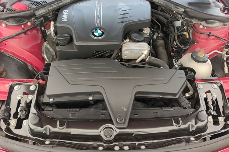 Used BMW 3 Series 2013 320Li Fashion Design Package Engine Bay