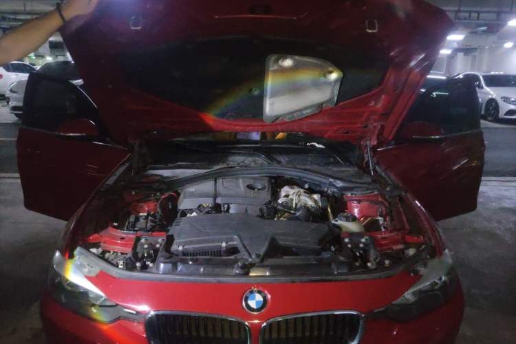 Used BMW 3 Series 2013 316i Active Edition Engine Bay