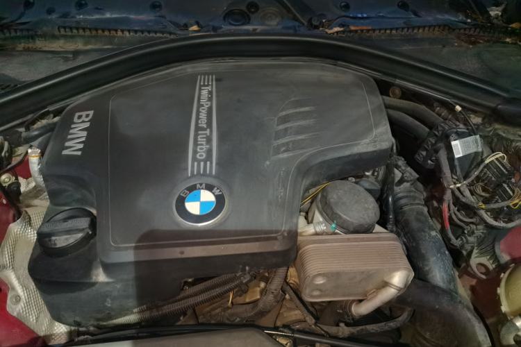 Used BMW 3 Series 2013 328i Sport Design Package Engine Bay