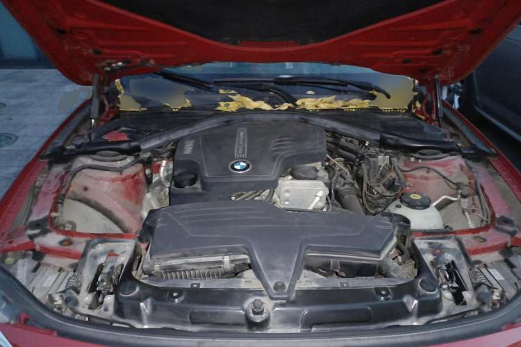 Used BMW 3 Series 2013 320i Sport Design Package Engine Bay
