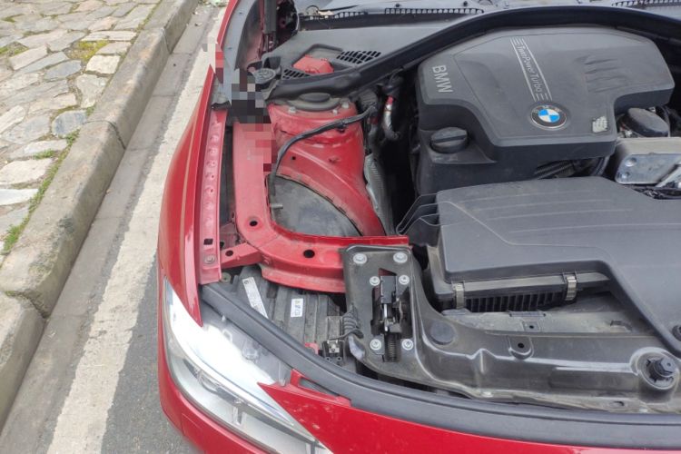 Used BMW 3 Series 2013 320i Sport Design Package Engine Bay Right