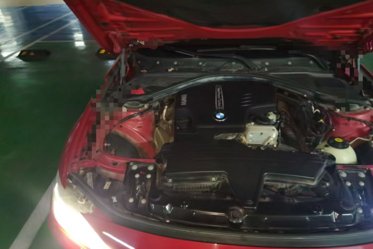 Used BMW 3 Series 2013 320Li Fashion Model Engine Bay Right