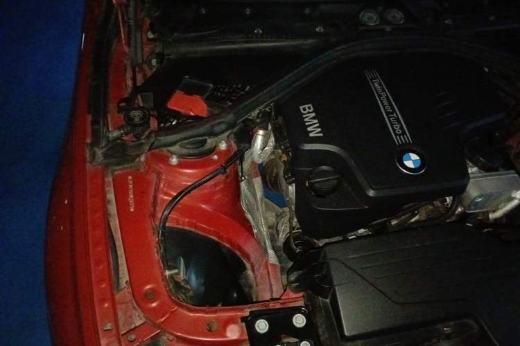 Used BMW 3 Series 2013 320Li Fashion Model Engine Bay Right