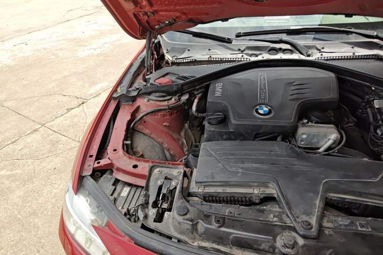 Used BMW 3 Series 2013 320Li Fashion Model Engine Bay Right