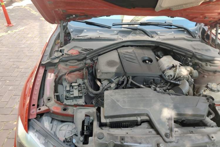 Used BMW 3 Series 2013 316i Active Edition Engine Bay Right