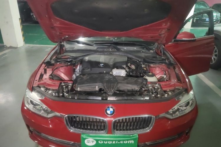 Used BMW 3 Series 2013 320Li Fashion Model Engine Bay